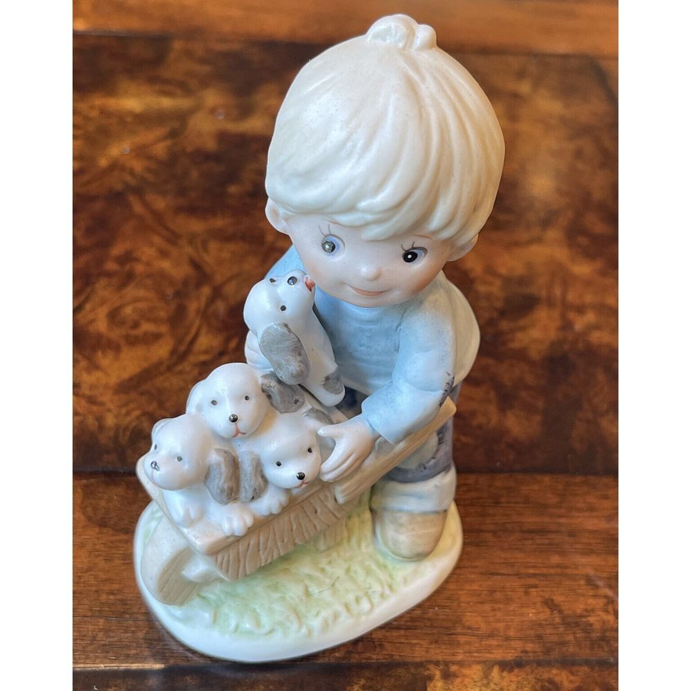 Vintage Homco #1402 Porcelain 4.75 Inch Blonde Boy Wheelbarrow Full Of Puppies